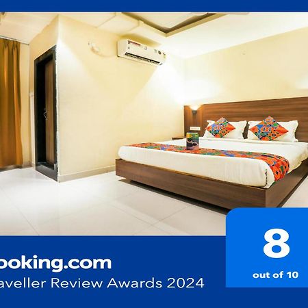 Fabhotel Rr Grand - Next To Trendset Mall 비자야와다 외부 사진