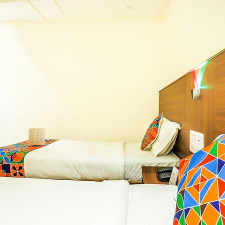 Fabhotel Rr Grand - Next To Trendset Mall 비자야와다 외부 사진